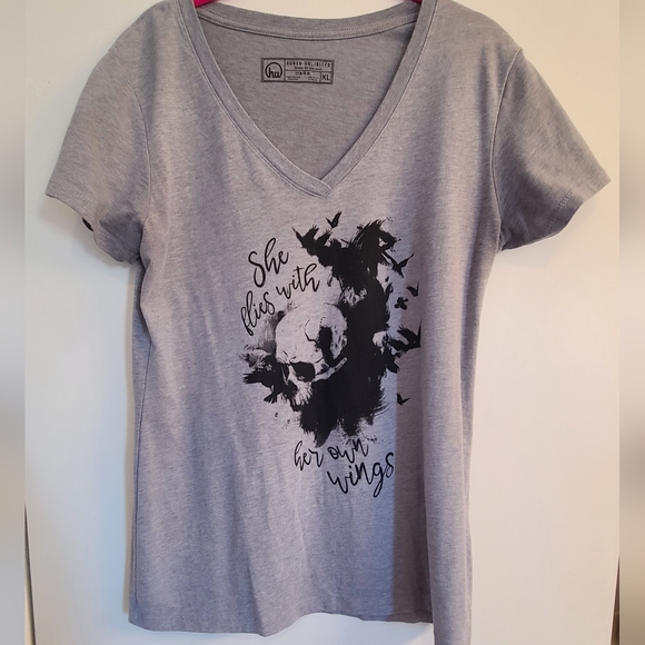 HUMAN UNLIMITED V-neck tshirt womens XL - Picture 1 of 3
